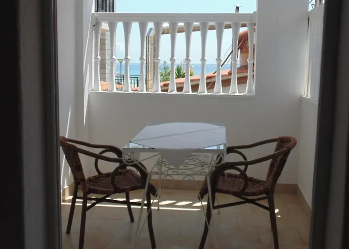 Billy's House * Sarti