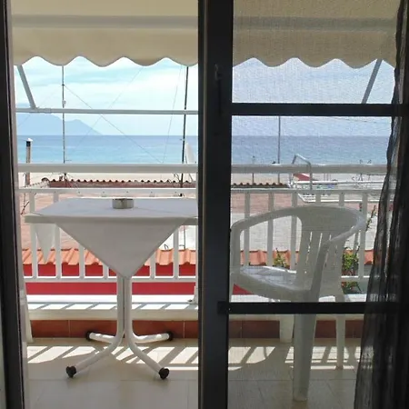 Apartment Billy's House